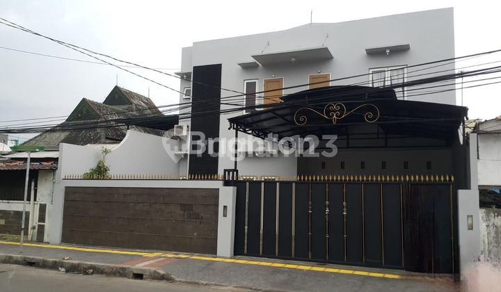 Rumah 2 Lantai Bebas Banjir Full Furnished di Jatinegara Jakarta Timur Rumah 2 Lantai Bebas Banjir Full Furnished di Jatinegara Jakarta Timur