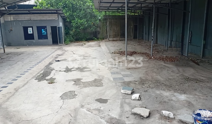 Lahan Usaha Luas Strategis di Warung Buncit Jakarta Selatan