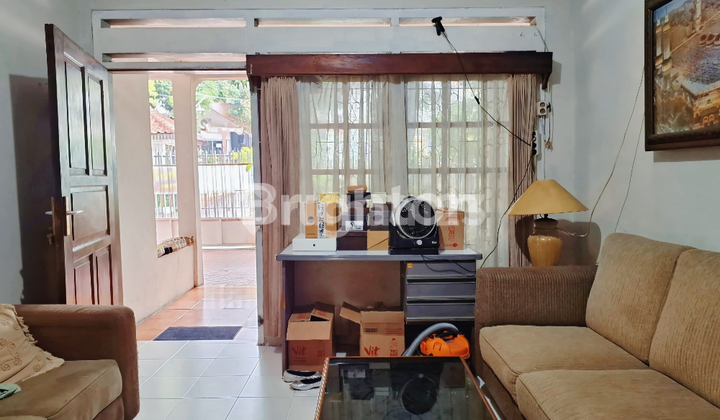 Rumah 2 Lantai Luas & Strategis di Tebet Menteng Dalam