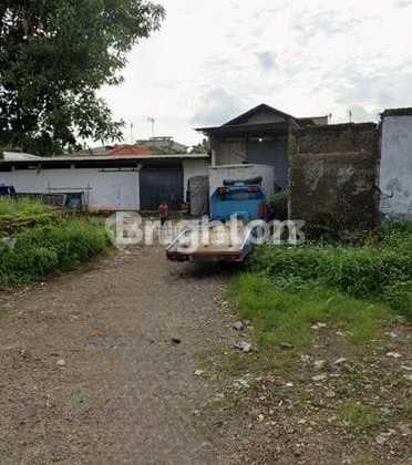 Land & Business Area 1,000 m² Premium Location Kalimalang