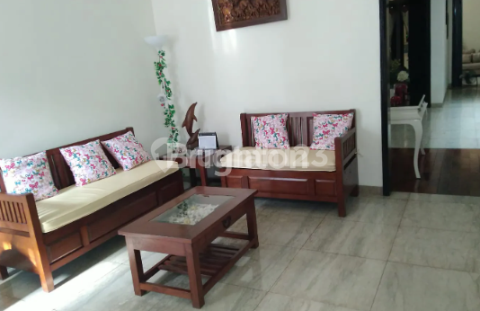 RUMAH 2 LANTAI BEBAS BANJIR JOHAR BARU JAKARTA PUSAT