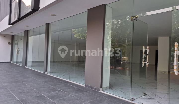Gedung 3,5 Lantai Siap Pakai Duren Sawit Jakarta Timur