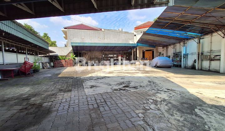 Rumah Lahan Luas Strategis Hadap 2 Jalan Tebet Jakarta Selatan