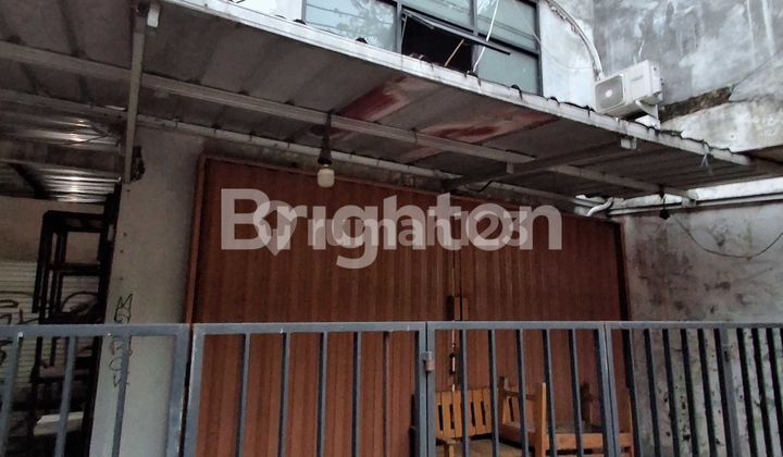 2-STOREY STRATEGIC SHOPHOUSE ON A BUSY STREET IN HALIM MAKASAR, EAST JAKARTA 2