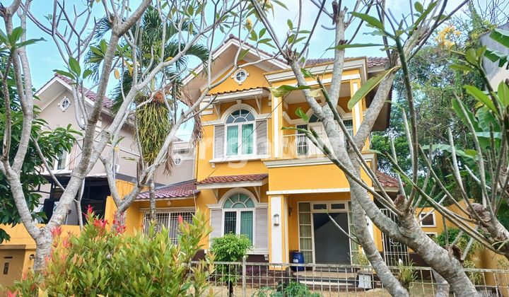 Rumah 2 Lantai Telaga Kahuripan Parung Bogor