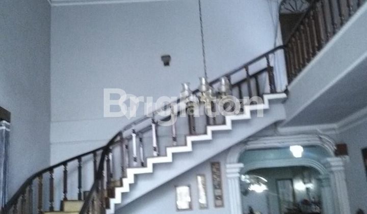 2.5 Story Cinnamon Wood House, Utan Kayu Utara, Matraman East Jakarta 2