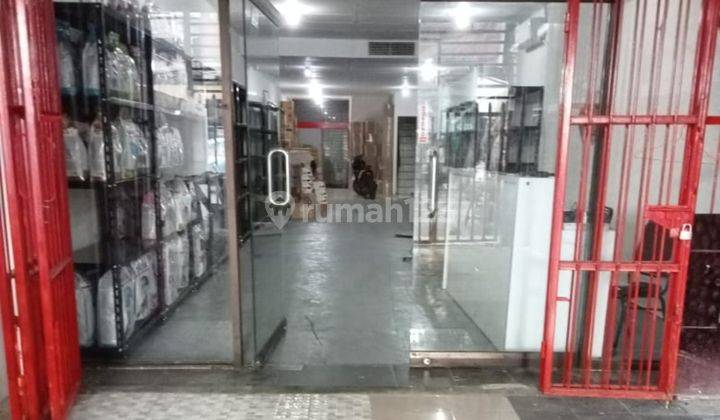 Ruko di Jalan Biak, berada dilokasi yang strategis. 1