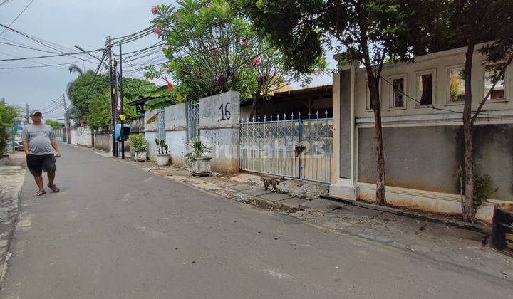 Rumah Tua di Kedoya Selatan, Hitung Tanah Saja 2