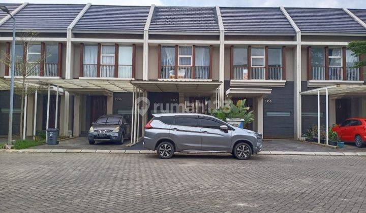 Rumah di Clover Hill, Cantik Terawat 1