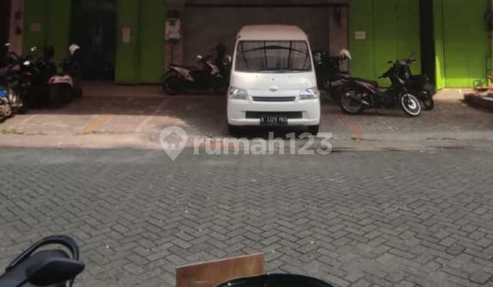 Ruko Roxy Mas Gandeng 3