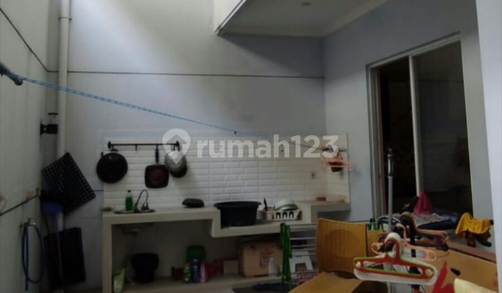 Rumah di Komplek Clover Hill Cantik Terawat 6