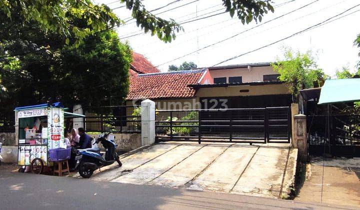 Rumah Tua di Kav Hankam Joglo 1