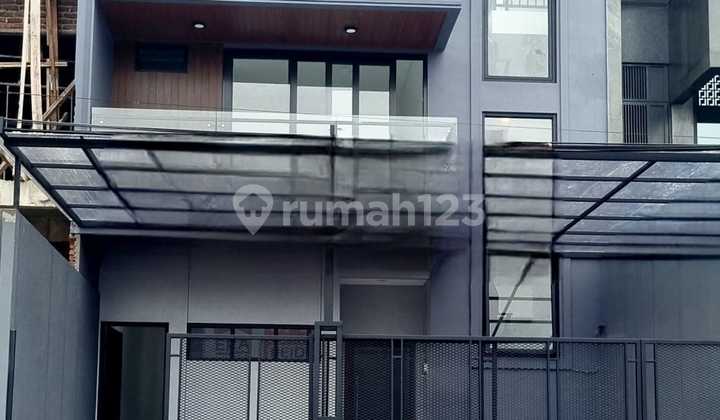 Dijual Rumah Baru di Komplek Kedoya Baru Jakarta Barat