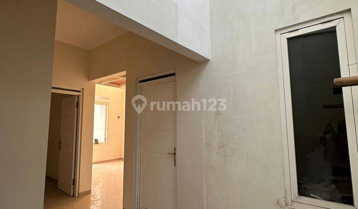 Rumah Siap Huni dekat Kampus UB Jl Ikan Tombro Barat Kota Malang  2