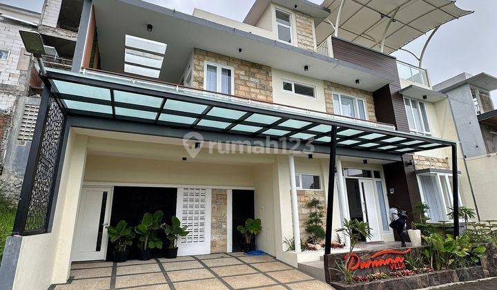 Rumah Villa di Jl Oro Oro Ombo Kota Batu dekat Wisata BNS 1