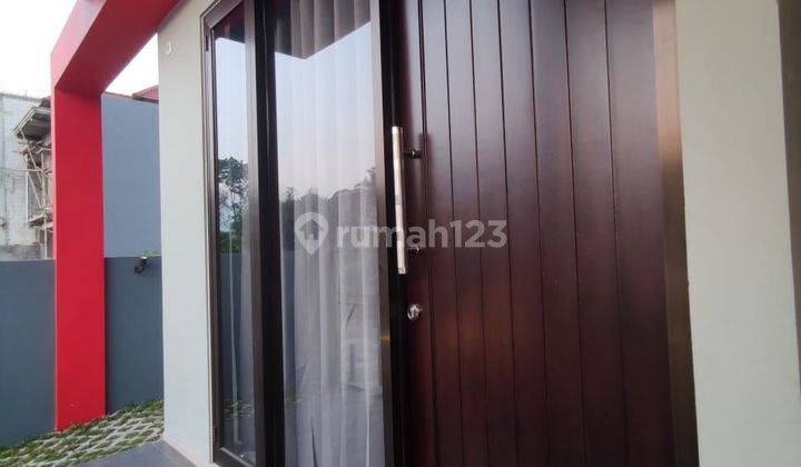 Rumah Villa 3 Lantai di Jl Joyo Agung Kota Malang Kampus UB, UIN 2