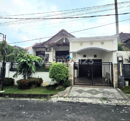 h097  Rumah Furnished di Puncak Dieng, Malang 