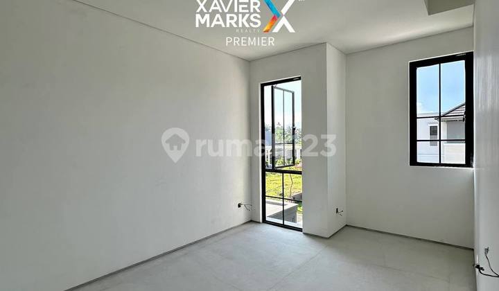 h164 Brand New 2-Story House Ready to Live In Immediately 2