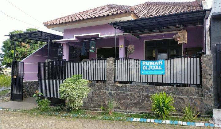 A205 Dijual Rumah 3 Lantai Terawat Siap Huni di Sengkaling Malang 14