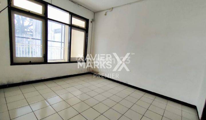 A207 Disewakan Rumah Usaha 2 Lantai Strategis di Poros Jl.galunggung, Klojen, Malang 5