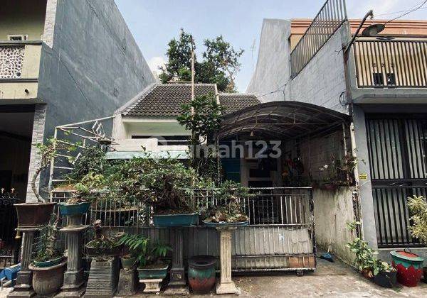 S100 Dijual cepat Rumah lokasi strategis, dekat Wisata Sengkaling,  Malang 2