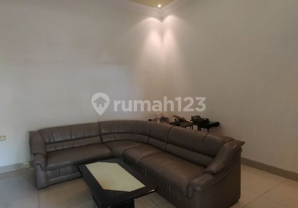 j068 Luxury House Can Be Used for Boarding in Tidar, Malang 2