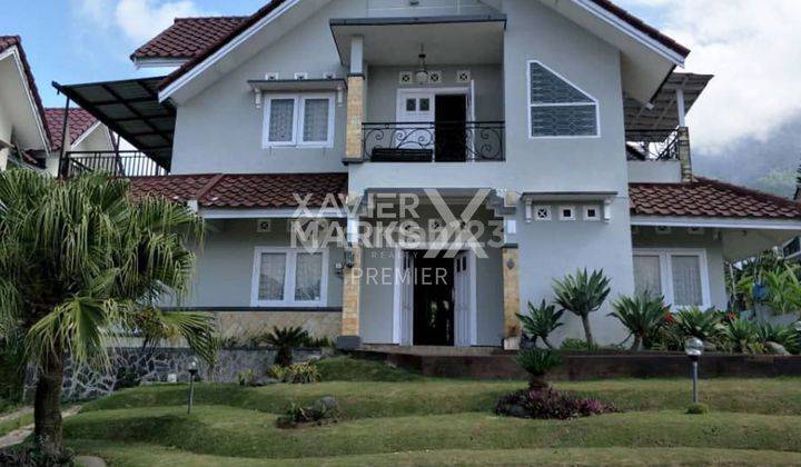 V022 Villa Full Furnish Dijual di Kusuma Agro Batu  1