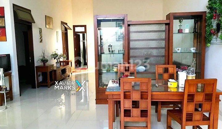 I63 Price Drop! Minimalist House A Step Away from Hawaii Waterpark, Near Karanglo Malang Toll Exit 2