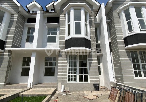 h077 Rumah Baru Gress , Harga Murah Desain American Modern 