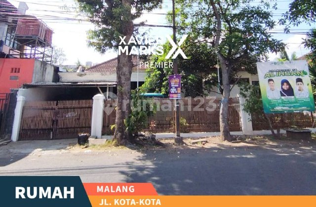 h015 Rumah Disewakan Kawasan Ijen Boulevard Pusat Kota Malang  2