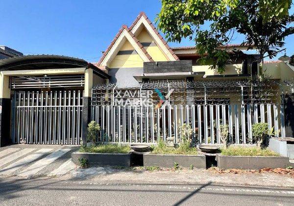 U031 Rumah Klasik di Jl. Bunga bunga, Selangkah Ke Soekarno Hatta Malang 2