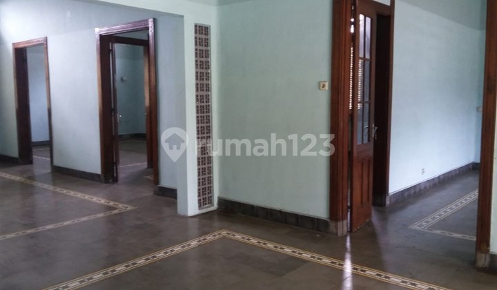 i016 SEWA / JUAL Rumah Tengah Kota Malang Bisa Untuk Usaha  2