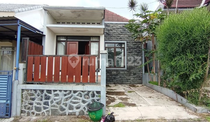 H73 Villa Full Furnished Harga Murah Dekat Area Wisata
