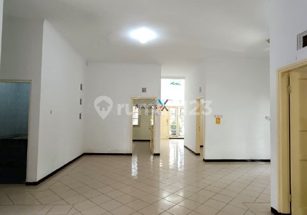 h147 Listing Langka ‼️ Jual / Sewa Rumah Strategis Posisi Hook di Blok Terdepan  2