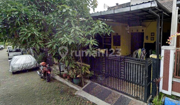 h080 House around 800 Million, Near Toll Exit