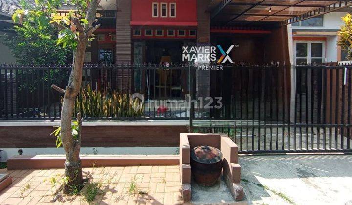 U083 Rumah Desain Minimalis Kondisi Terawat di Perumahan  1