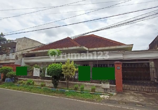 h079 Spacious Fully Furnished House Area Jl.Borobudur Malang 2