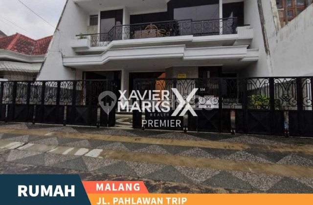 i112 Rumah Strategis 2 Lantai Lokasi Pas di Pusat Kota Malang 