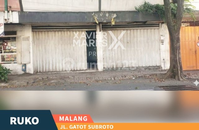 K95 For Sale 2 Adjacent Shop Houses, Ground Level on Main Road, Strategic 1