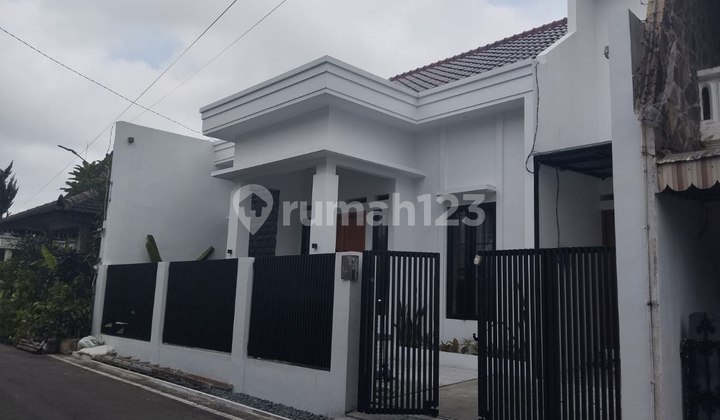 H53 Rumah Bangunan Baru Lokasi Pusat Kota Dekat Banyak Fasilitas Umum 2