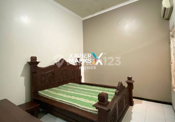 j055 Classic House in Well-Maintained Condition, Just a Step Away from Sukarno Hatta Malang. 2