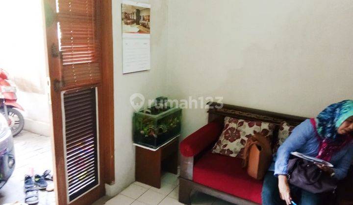 Rumah Nyaman dan Siap Huni di Kawasan Graha Raya, Bintaro 2