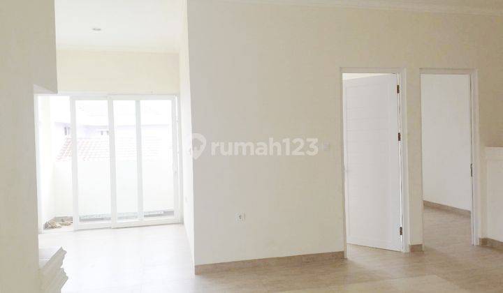 Rumah 2 Lantai Modern Minimalis di Puri Permata Asri, Depok 2