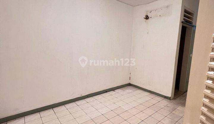 kamar tidur rumah di alam permai pondok
