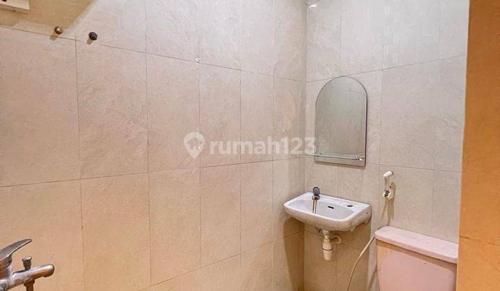 kamar mandi rumah di alam permai pondok