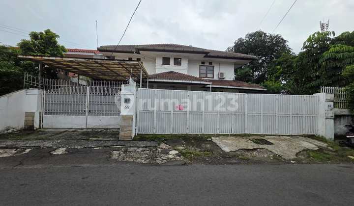 Rumah Bagus di Jl Bunga Melati Cipete Selatan Jakarta Selatan