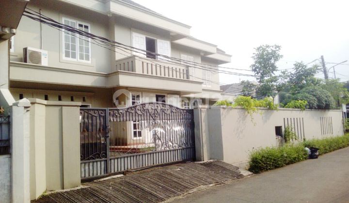 Rumah Bagus Di Gelatik, Bintaro Jaya Sektor 2