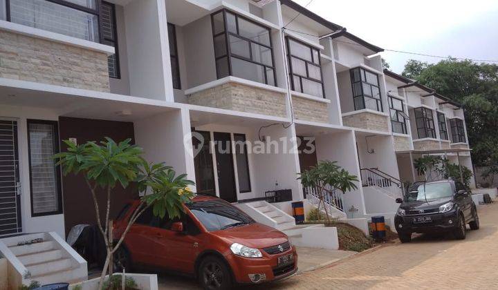 Rumah Nyaman dan Siap Huni di Cluster The Villas, Ciater 2