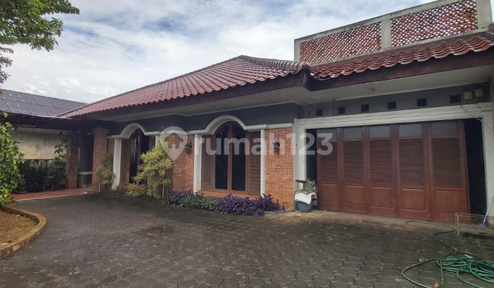 Rumah Bagus Di Jl H Saiyan Pondok Ranji Tangerang Selatan