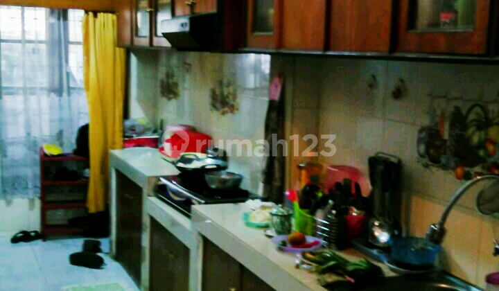 Rumah Dijual nyaman, aman dan siap huni di daerah Cipadu Tangerang 2